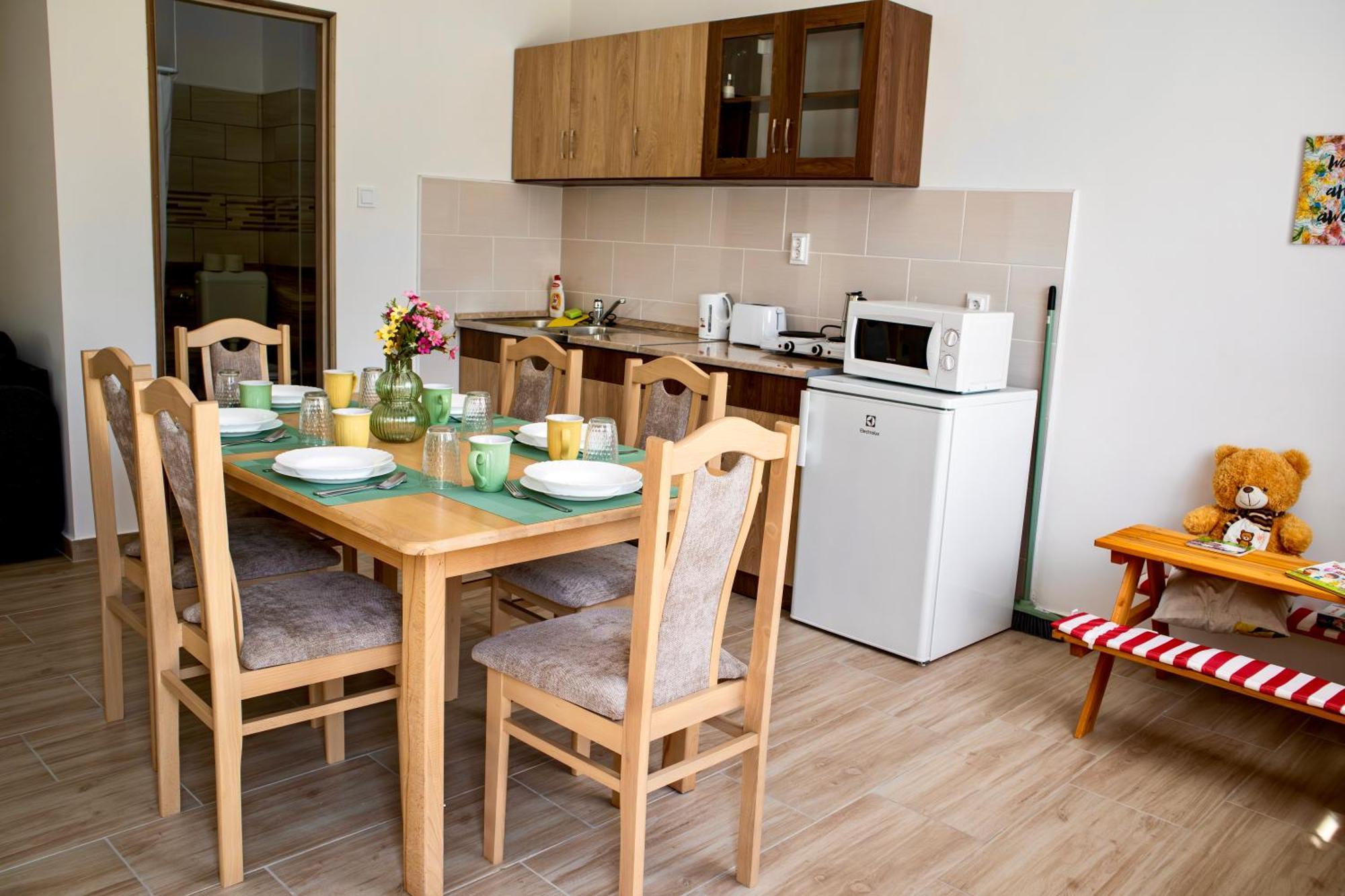 Izisz Apartman Matraterenye Bagian luar foto