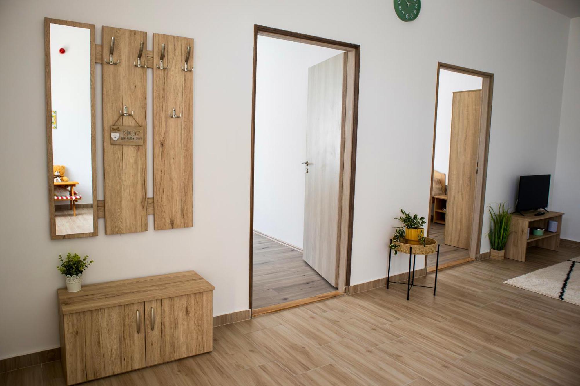 Izisz Apartman Matraterenye Bagian luar foto