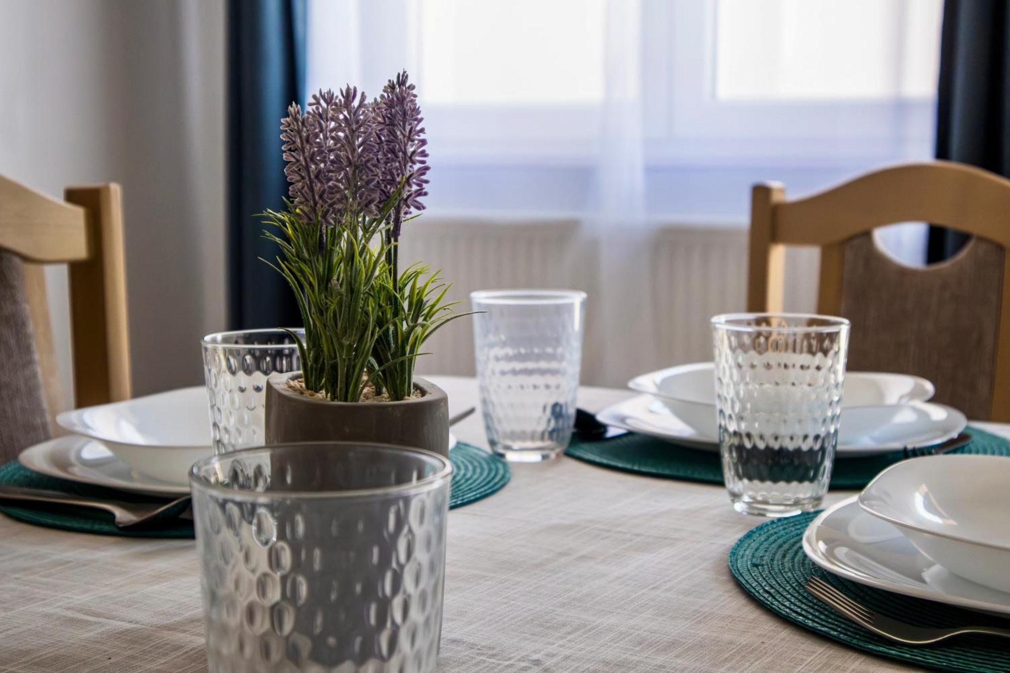 Izisz Apartman Matraterenye Bagian luar foto