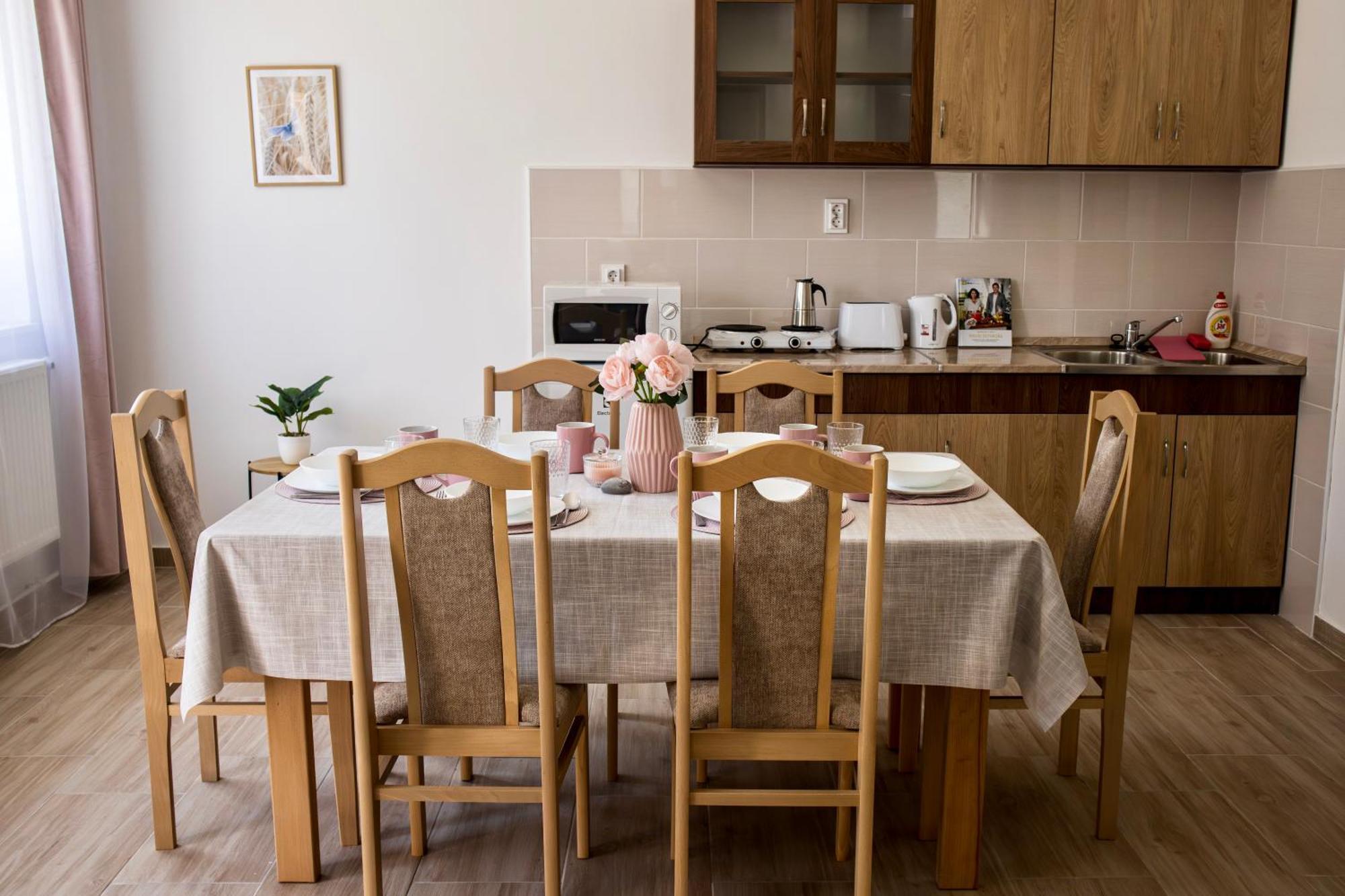 Izisz Apartman Matraterenye Bagian luar foto